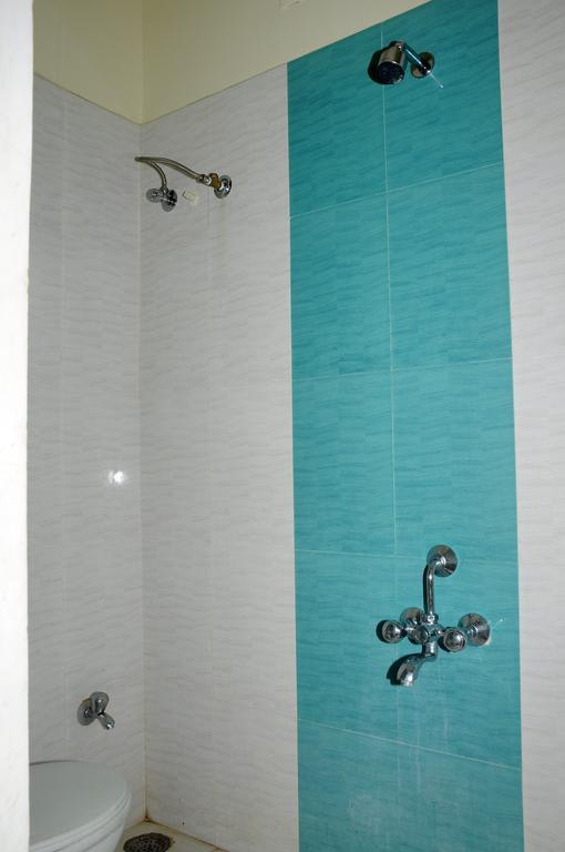 Hotel Agarala Residency Tirupati Pokoj fotografie